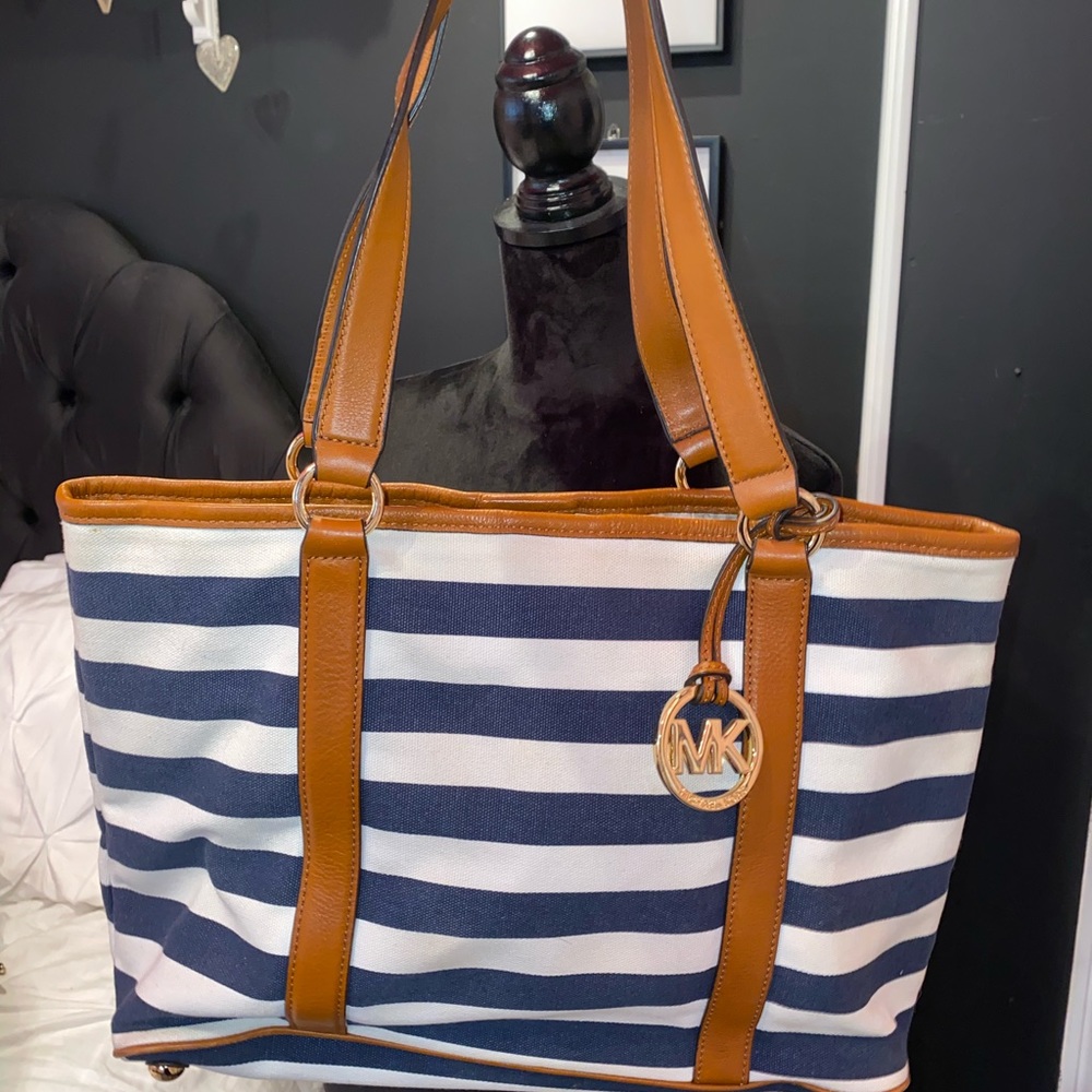 Michael Kors bag
